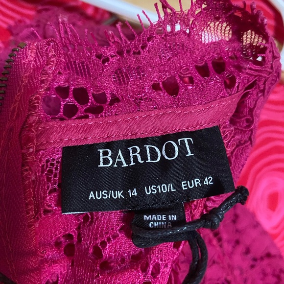 Bardot Lace Panel dark pink size 10. - Picture 4 of 8